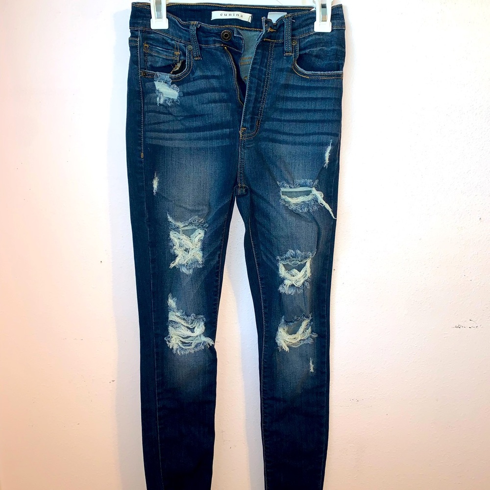 Ripped Skinny Jeans